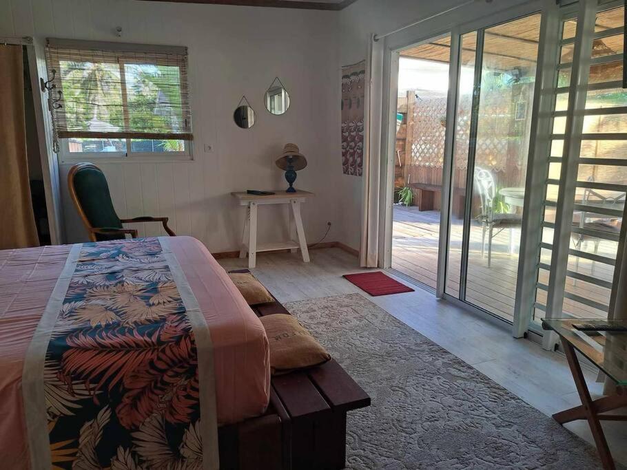 Breeze Ocean Bungalow Moorea Exterior photo
