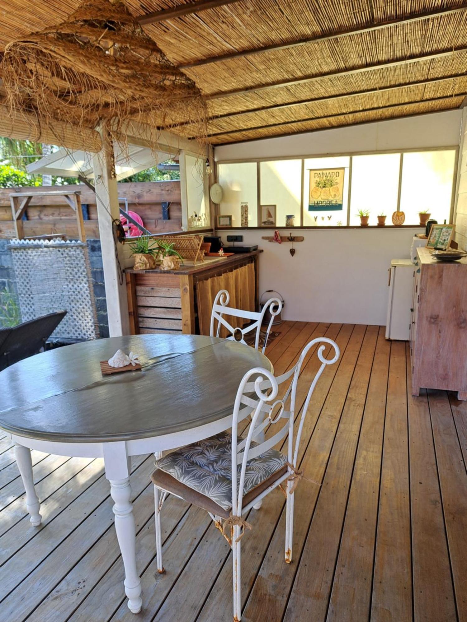 Breeze Ocean Bungalow Moorea Exterior photo